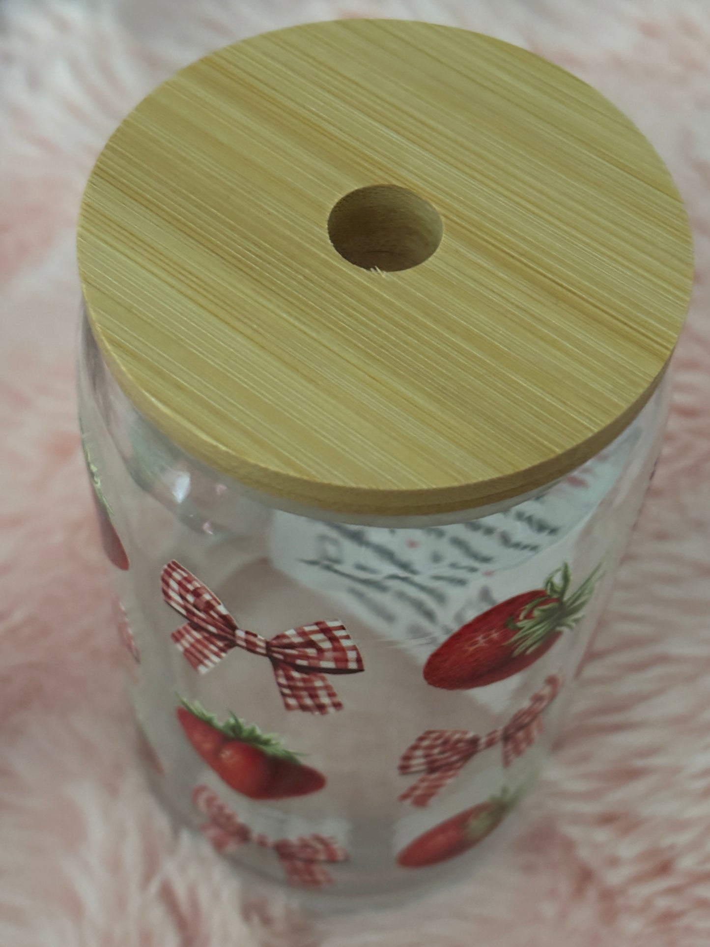 Strawberry Gingham Glass Cup with Bamboo Lid & Straw – 16oz