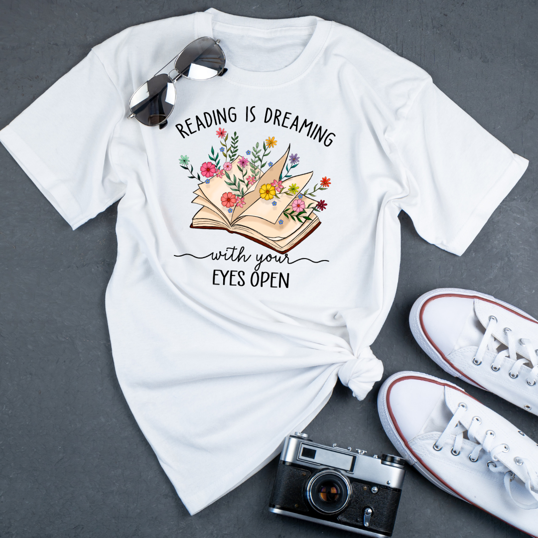 Reading Is Dreaming Tee – Open Your Imagination!"